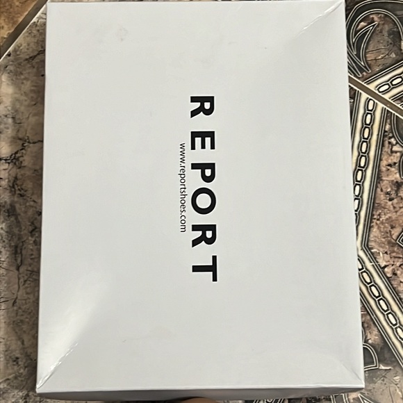 Francesca’s Report Blanche Peep Toe Sandals - Picture 10 of 10